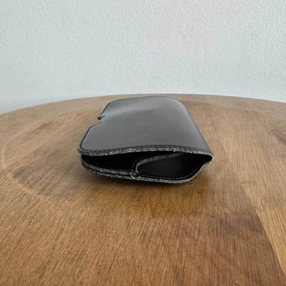 SAINT LAURENT Eyeglass Case Magnetic  Closure Black Leather Aviator Type Glasses - Picture 4 of 9